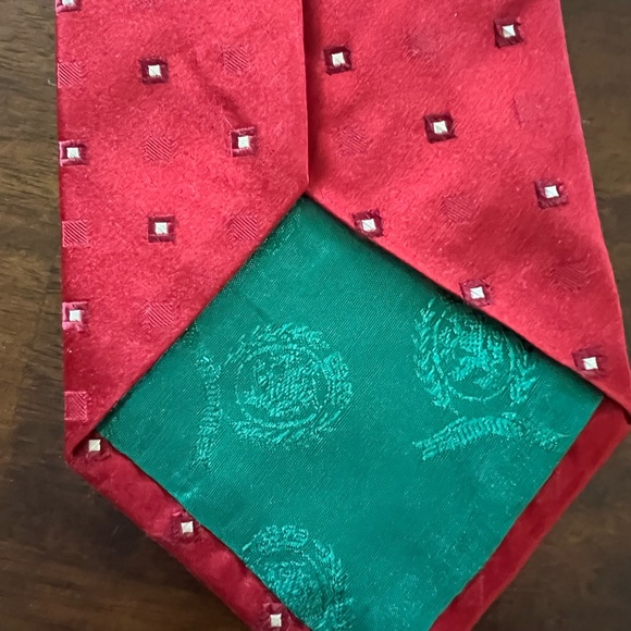 Vintage Tommy Hilfiger Tie. EUC - Picture 8 of 10